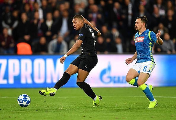 The Frenchman is a striker with a rare style of playing